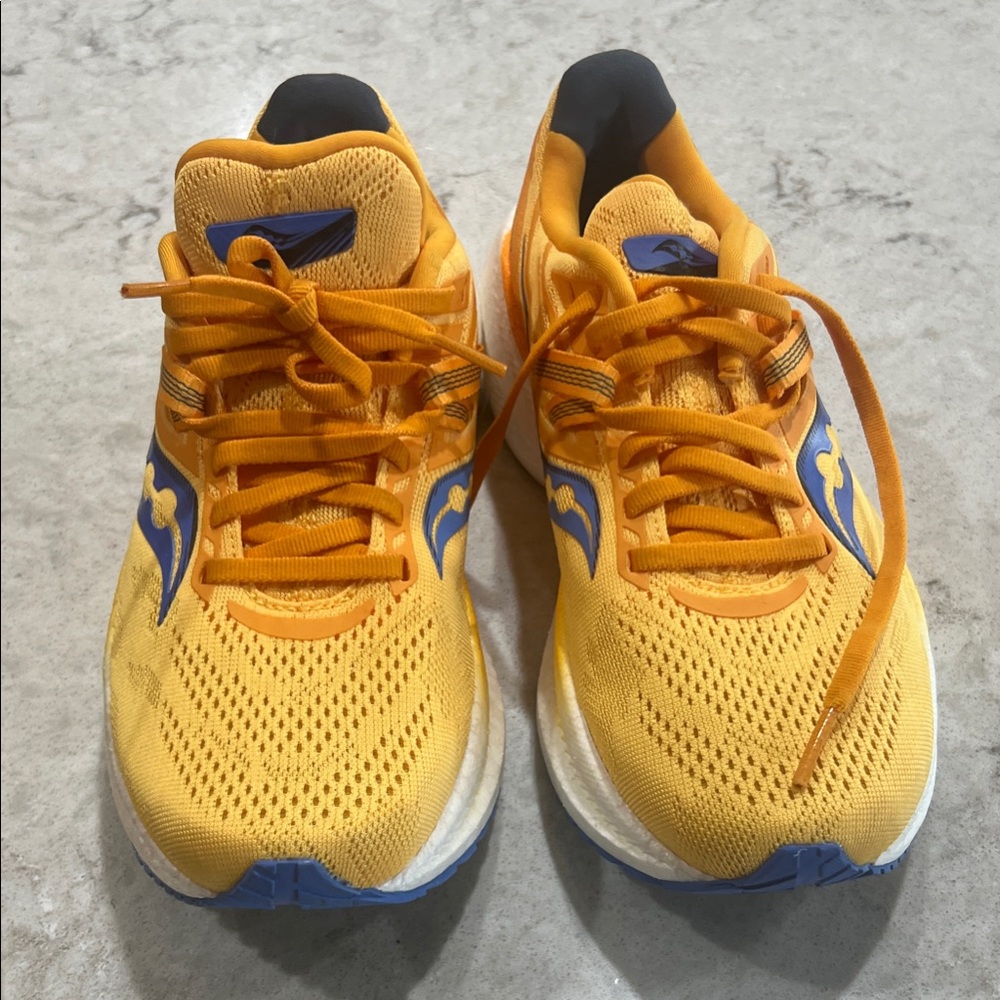 Saucony power run plus triumph 20